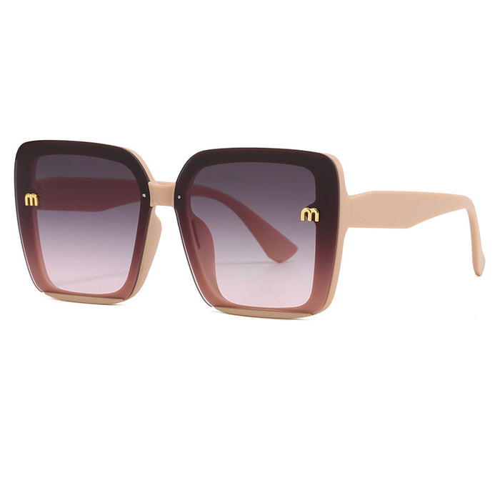 Wholesale Large frame black UV resistant sunshade sunglasses with a high-end temperament