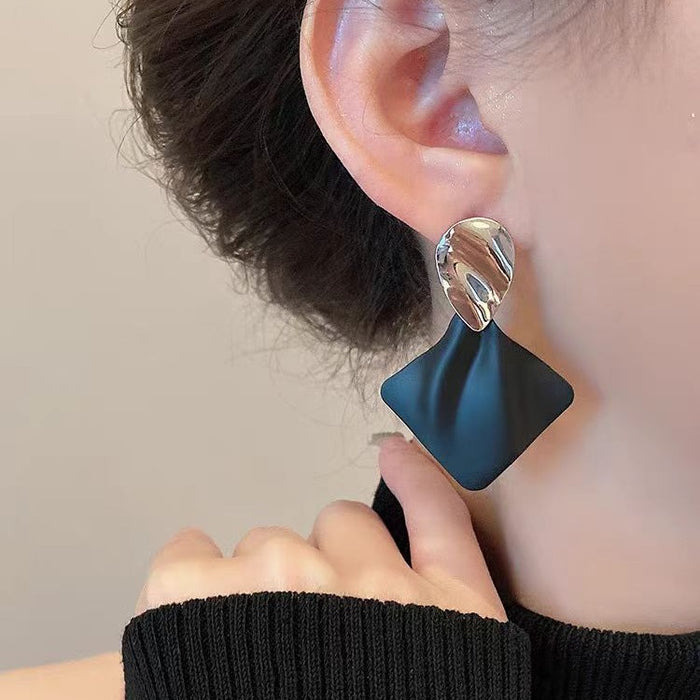 Wholesale Silver Needle Diamond Earrings Popular Earrings Niche Design Unique Earrings