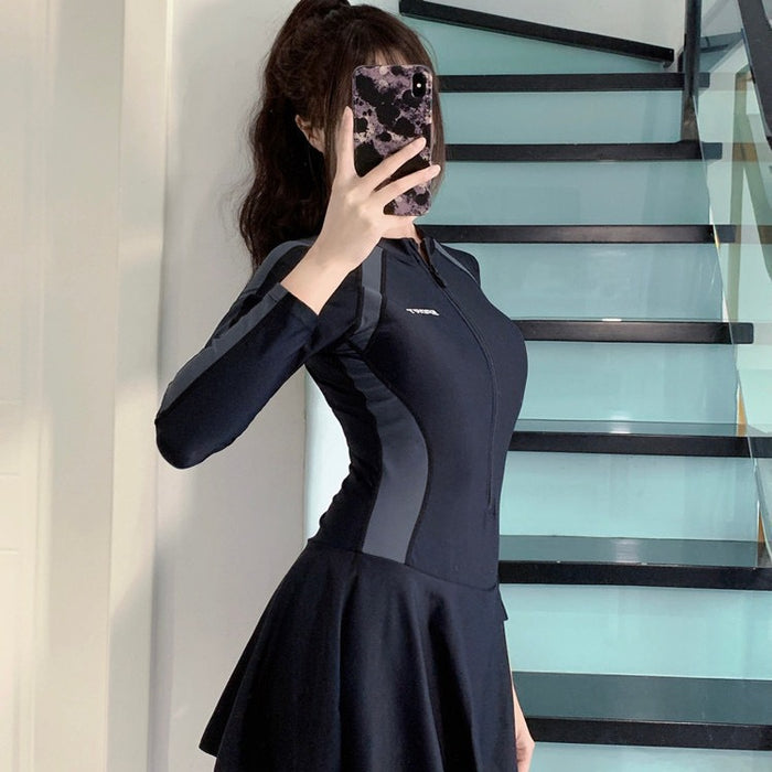 Wholesale New women's skirt style one-piece swimsuit with conservative long sleeves for students to swim in hot springs