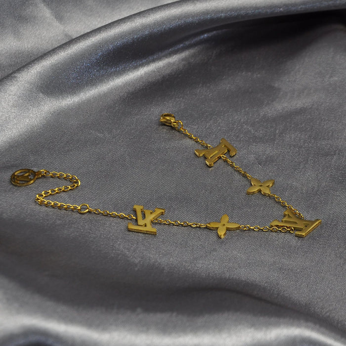 Wholesale Smooth and minimalist titanium steel bracelet with letters that never fade, exuding a sense of luxury