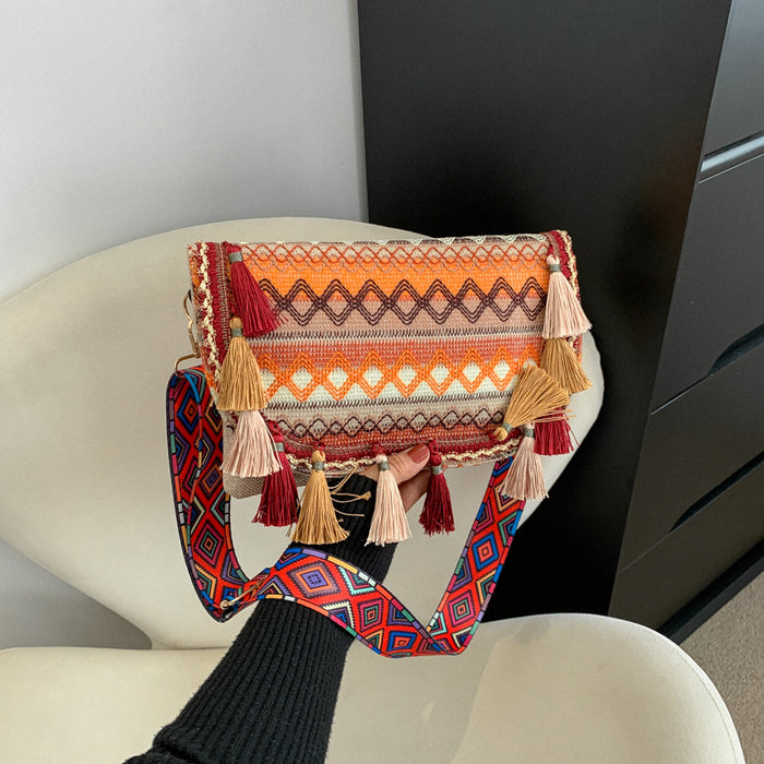 Wholesale Ethnic Style Tassel Canvas Messenger Bag JDC-SD-Wangp008