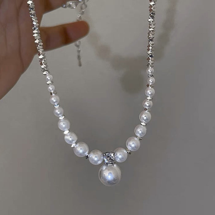 Wholesale Light luxury style pearl necklace, personalized, fashionable, versatile, elegant, simple, high-end, collarbone chain