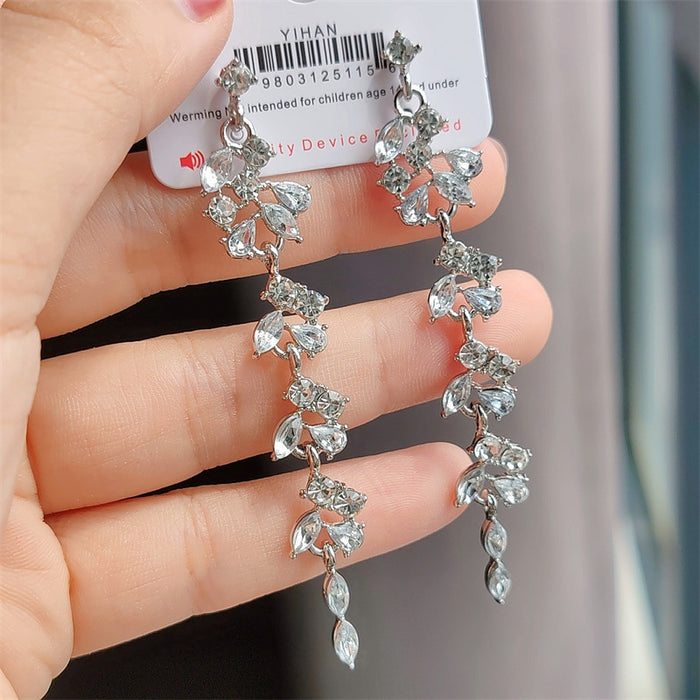 Wholesale Exaggerated long tassel zircon earrings, light luxury, niche earrings, earrings