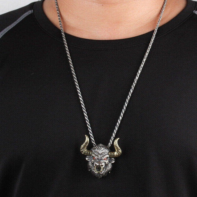 Wholesale cow head pendant Men Necklaces