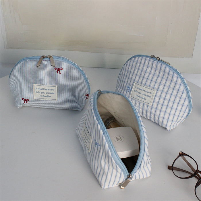 Wholesale Polyester Blue Bow Checkered Makeup Bag Chic Shell Toiletry Pouch For Everyday Use
