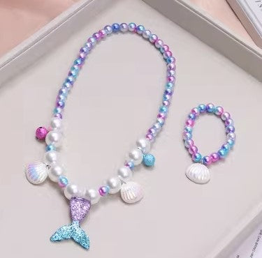 Wholesale Cartoon Princess Necklace