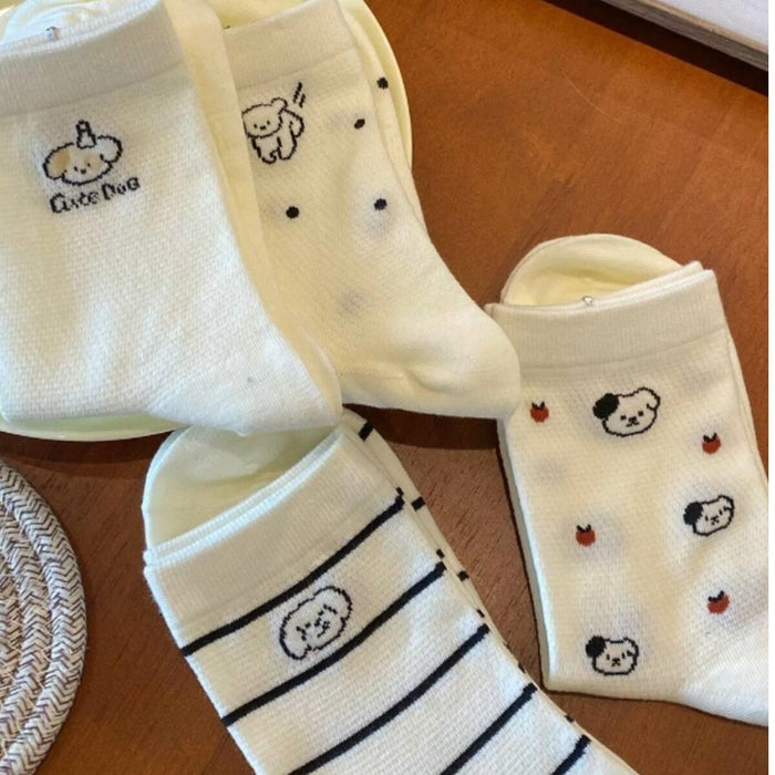 Wholesale White socks, middle tube socks, polyester socks, breathable mesh