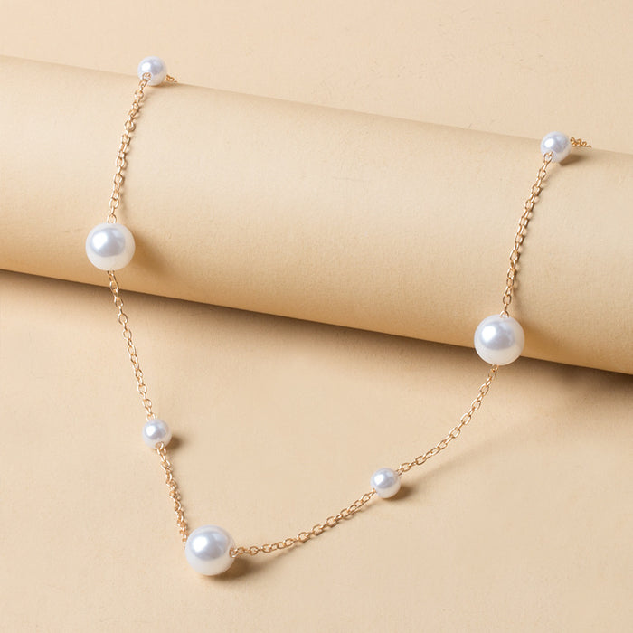 Wholesale New personalized jewelry, simple pearl necklace, fashionable street photography chain necklace, natural temperament sweater chain