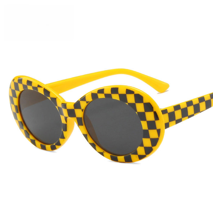 Wholesale Elliptical frame sunglasses, retro checkered sunglasses, personalized street photography