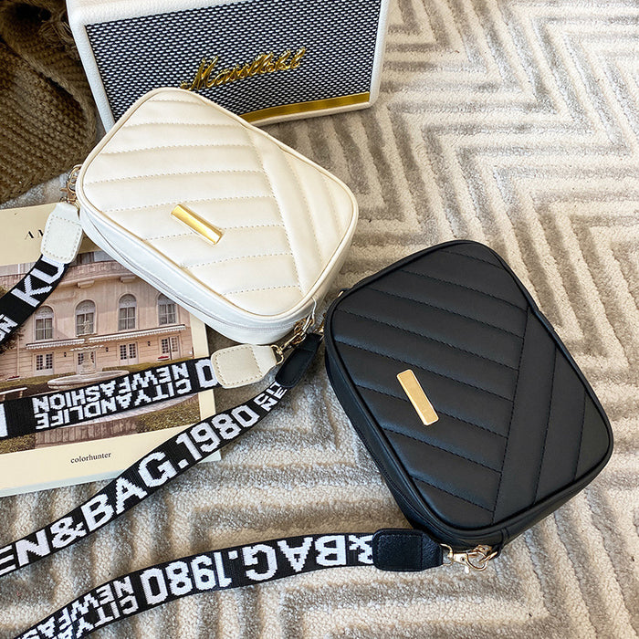 Wholesale Roll Bar Camera Bag Diamond Grid Crossbody Bag Women's New Storage Bag Single Shoulder Phone Bag JDC-SD-SC002