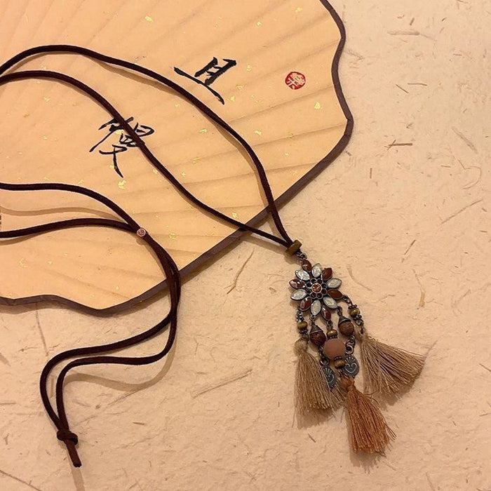 Wholesale Bohemian Vintage Style Long Chain Necklace Alloy Pendant Animal Design