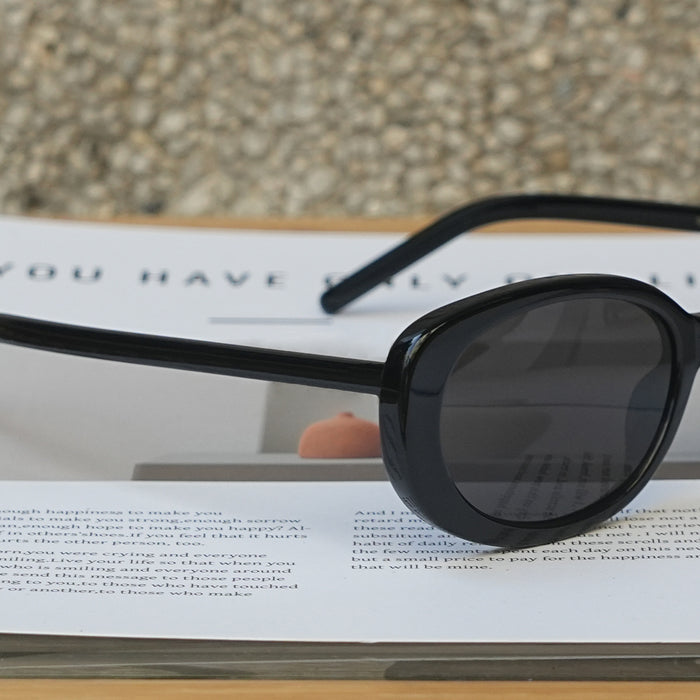 Wholesale Fashionable and trendy cat eye sunglasses, women's sunscreen, personalized and versatile, retro and high-end sunglasses