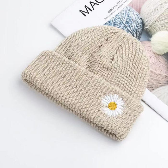 Wholesale Daisy Embroidery Solid Color Acrylic Knitted Wool Hat JDC-FH-YBQX004