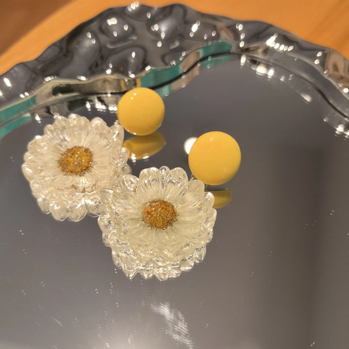 Wholesale Dried flower earrings,  silver earrings,  small fresh and cute eternal flower earrings