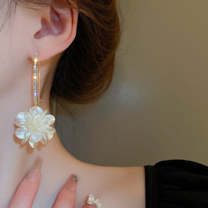 Wholesale Acrylic Flower Diamond Long Ear Hook Earrings Petal Earrings for Women
