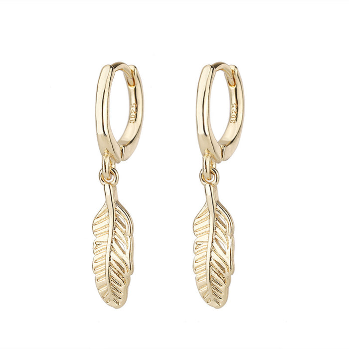 Wholesale Fashionable and minimalist feather ear buckle texture, trendy design, cool style, personalized and exquisite earrings