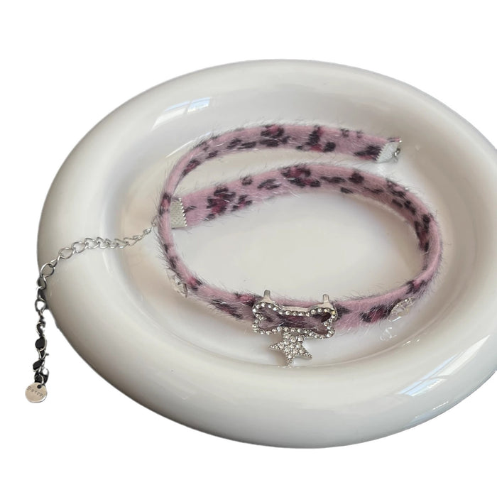 Wholesale Purple plush five-pointed star collar