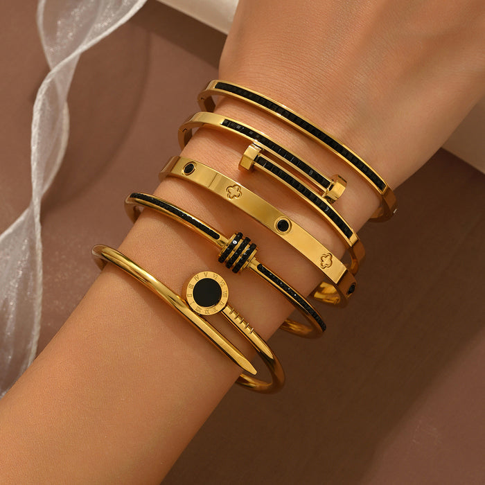 Wholesale Women S Studded Titanium Steel Bracelet Gold  Design Electroplated Black Finish Fashion Jewelry Accessory Everyday Gift