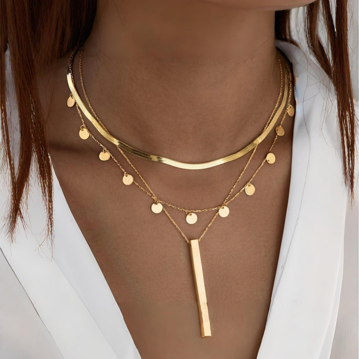 Wholesale Triple layered necklace round piece, light luxury, niche design, collarbone chain, high-end minimalist necklace