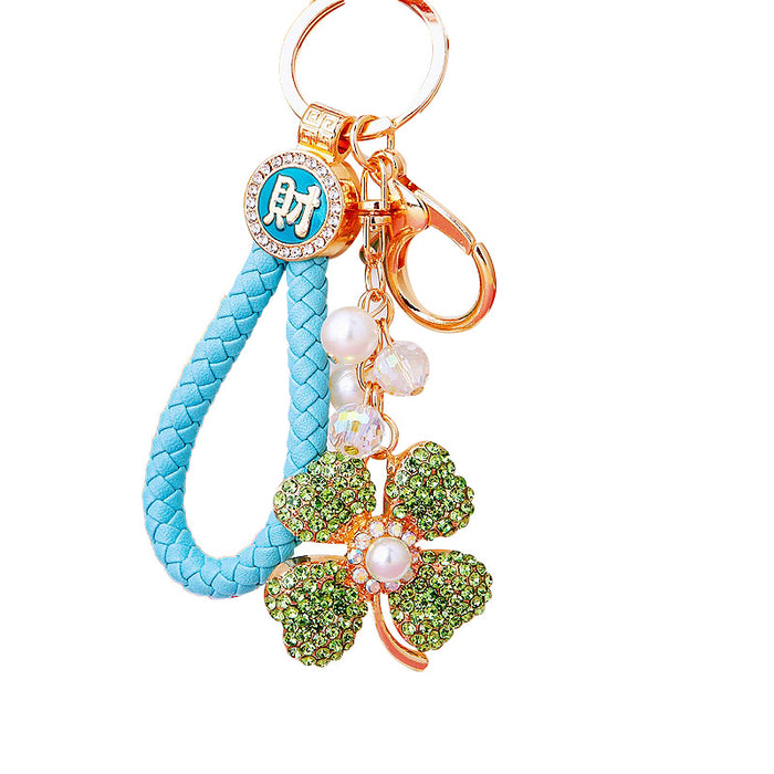 Wholesale Diamond studded Pearl Clover Car Keychain Metal Pendant Crystal Chain Keychain Ring Creative
