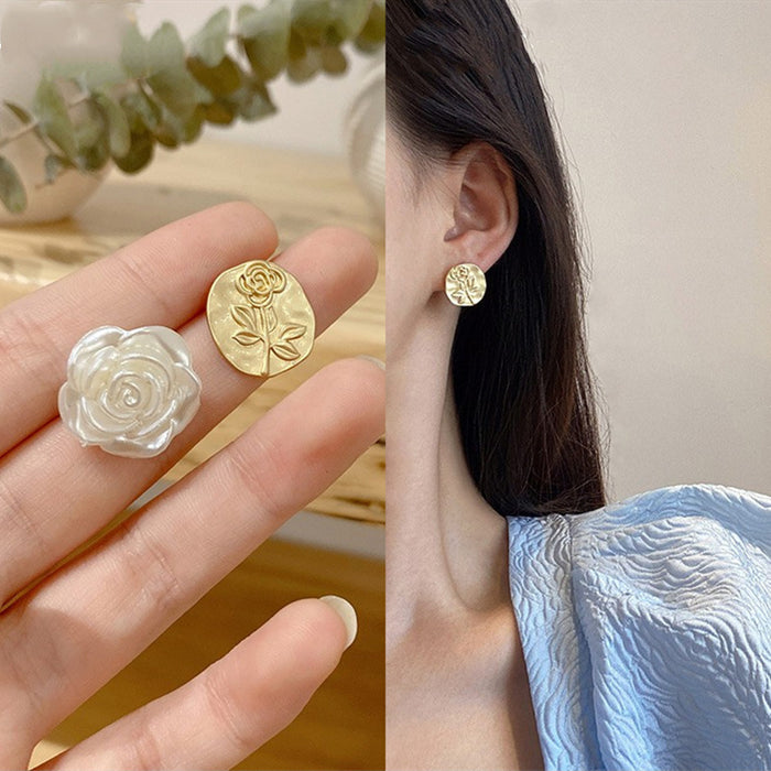 Wholesale Silver needle simple style leaf earrings,  personalized high-end design earrings forest earrings for women