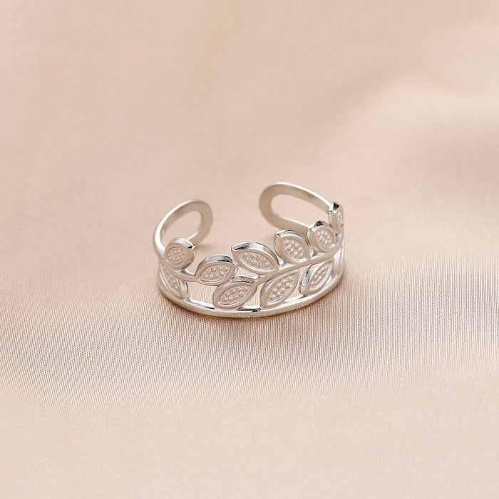 Wholesale Fashionable and personalized adjustable heart-shaped stainless steel open ring with simple design