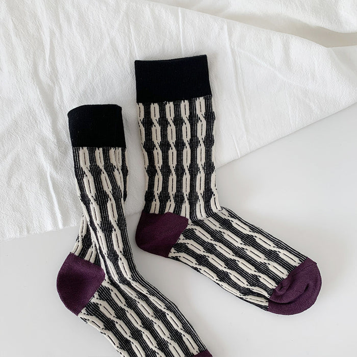 Wholesale Color blocking three-dimensional relief cotton mid tube socks, retro and breathable