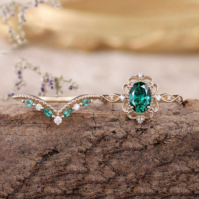 Wholesale Emerald zircon ring set in rose gold alloy