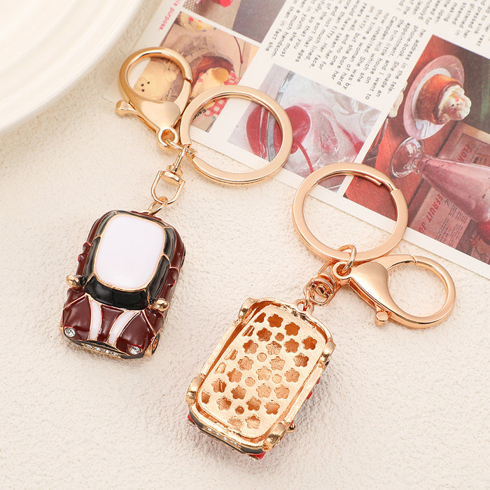 Wholesale Creative Car Keychain Burgundy Zinc Alloy Fashion Accessory MOQ≥2