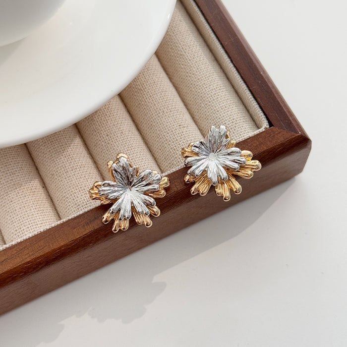 Wholesale Personalized double-layer earrings with fashionable temperament, simple and high-end feel, niche ear accessories