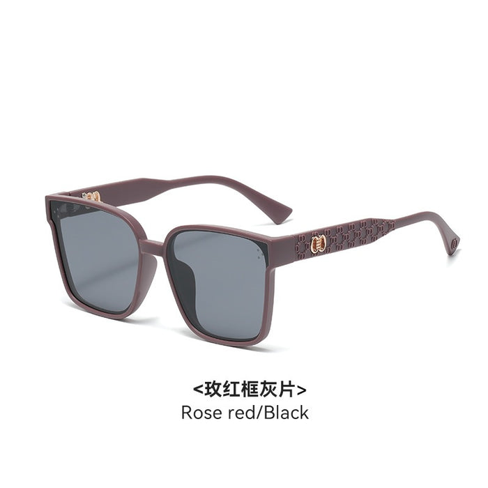 Wholesale Sunglasses UV resistant, fashionable and personalized sunglasses