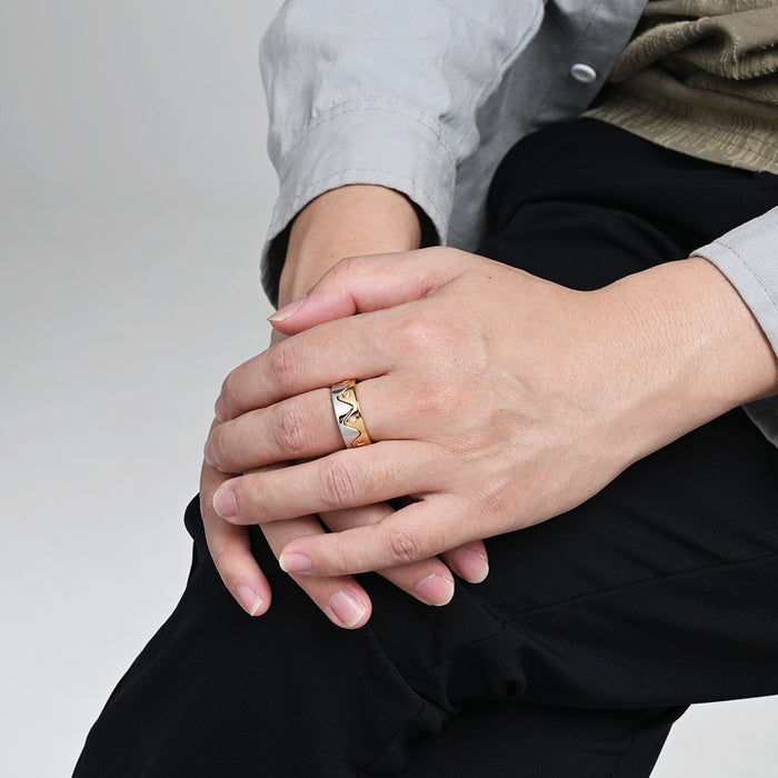 Wholesale Crown diamond studded titanium steel ring