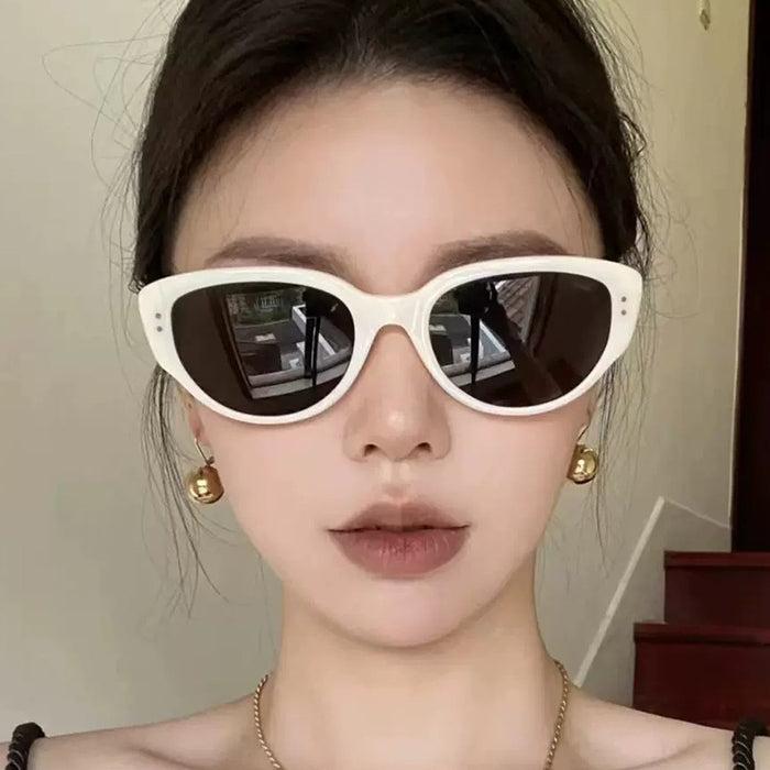 Wholesale  White Cat's Eye Sunglasses Women's  Sunglasses UV-resistant  Men's Glasses