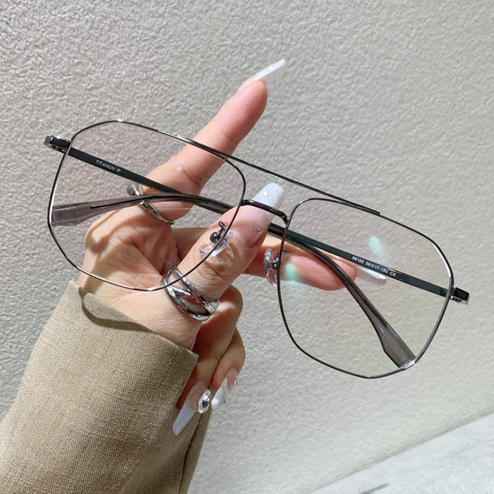 Wholesale Pure titanium wire glasses for myopia can be paired with super high power frame flat lenses