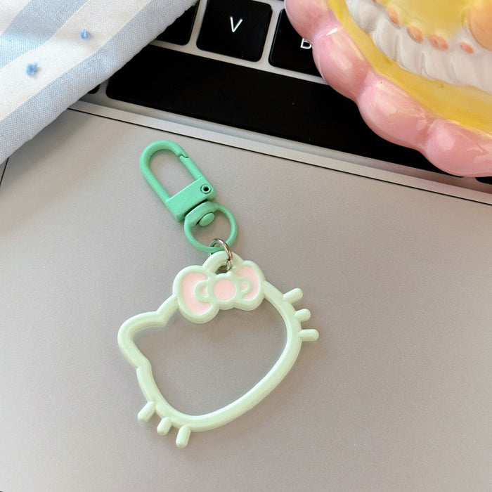 Wholesale Hollow-out Resin Cartoon Head Keychain