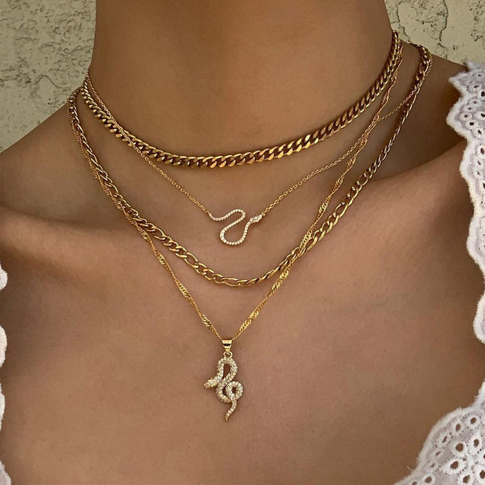 Wholesale Jewelry Electroplating Serpentine Necklace Personalized Fashion Retro Serpentine Pendant Sweater Chain for Women