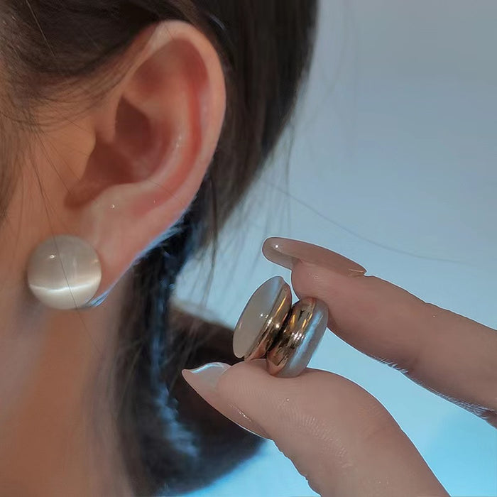 Wholesale Earrings without ear holes, magnetic suction circles, simple and fashionable temperament, ear clips, personalized design, versatile earrings