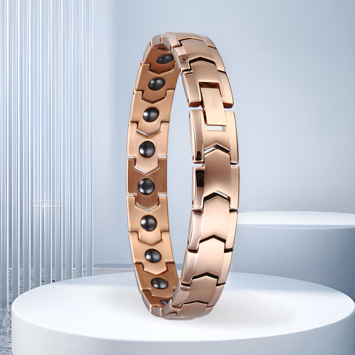 Wholesale Simple stainless steel gold-plated high-end magnetic titanium steel bracelet