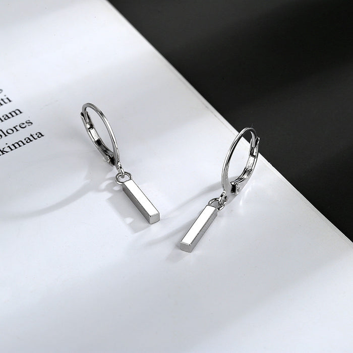 Wholesale Earrings with a simple and cool temperament, a niche design for girls, and geometric ear buckles