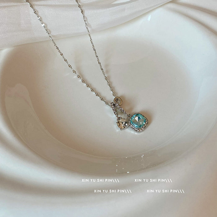 Wholesale Zircon necklace, light luxury and fashionable commuting necklace, collarbone chain pendant, necklace