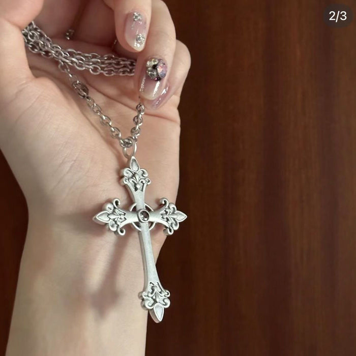 Wholesale Small niche design silver cross long retro necklace neck accessory