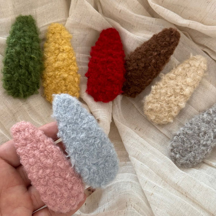 Wholesale Plush Hair Clips with Colorful Lamb Wool on the Side