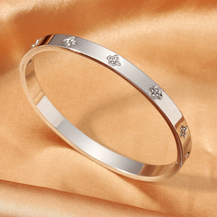 Wholesale Sophisticated &  Elegant: Light Luxury Titanium Steel Bangle