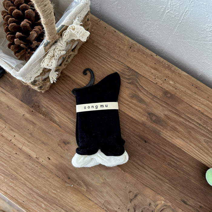 Wholesale Socks with contrasting colors, double-layer socks, cotton lace socks, mid tube socks