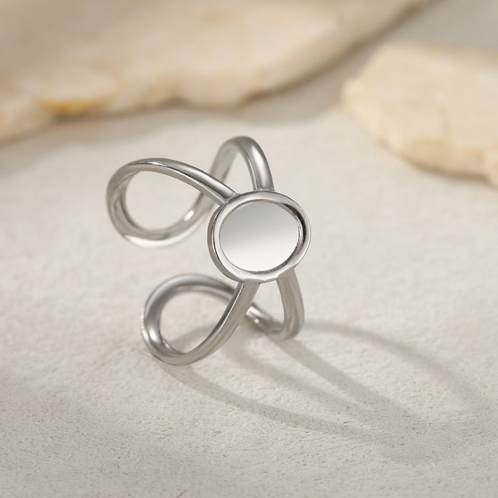 Wholesale Stainless steel ring with fashionable and minimalist style, geometric hollow opening and hand decoration ring