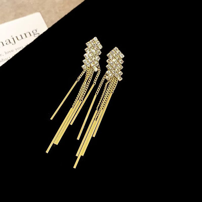 Wholesale Earstuds, light luxury, fashionable, high-end tassel earrings