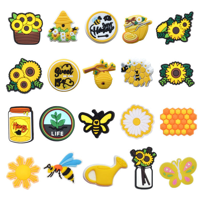 Wholesale 100PCS PVC Cartoon Sunflower Bee DIY Shoe Buckle JDC-SC-RYY012