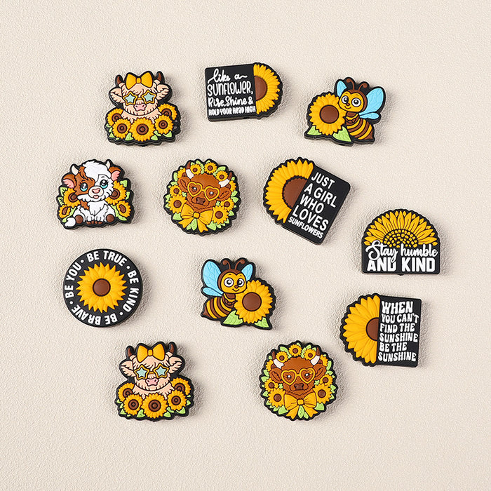 Wholesale 20pcs cartoon highland cow silicone beads diy suit mix food grade  sunflower silicone beads