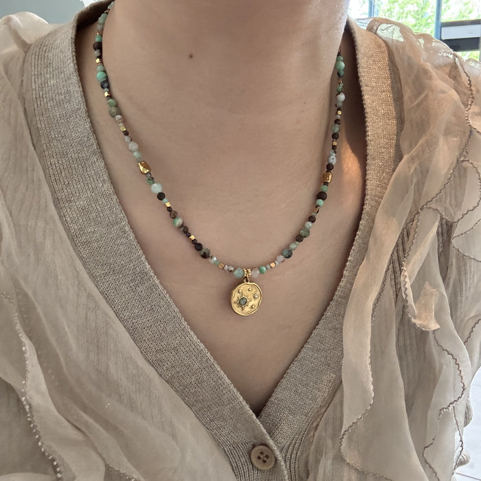 Wholesale Natural stone bead necklace light luxury niche retro red patterned stone layered turquoise high-end necklace