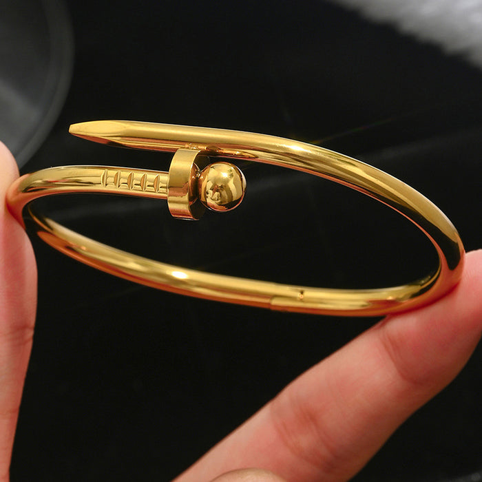 Wholesale Gold Bangle Set With Clover Rhinestone Design Chic Jewelry Accessory
